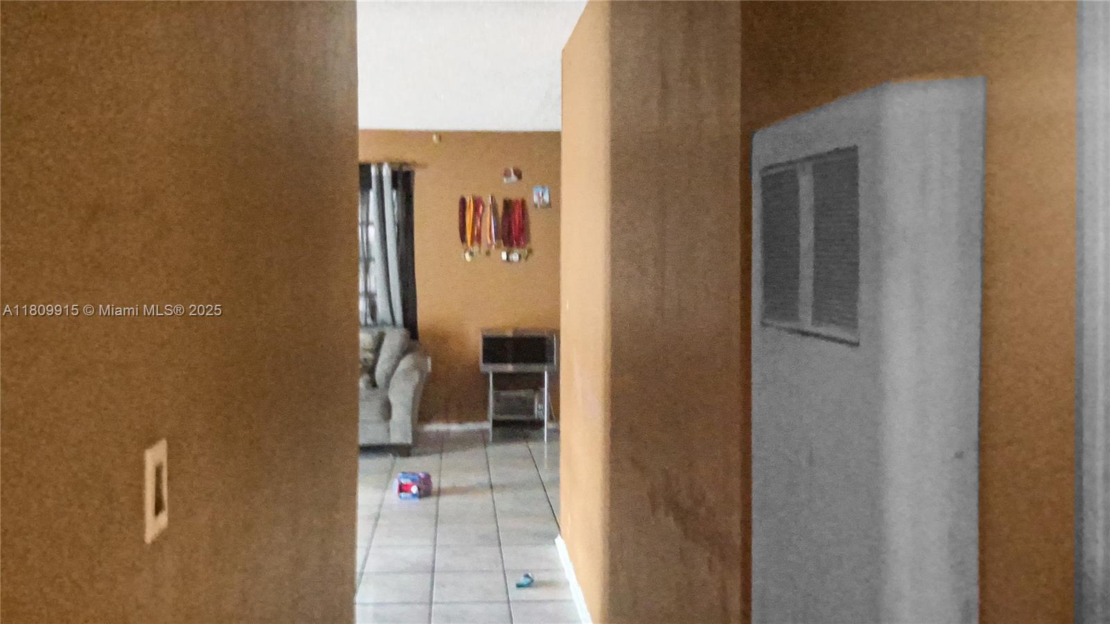 ANDERSON HEIGHTS - Residential