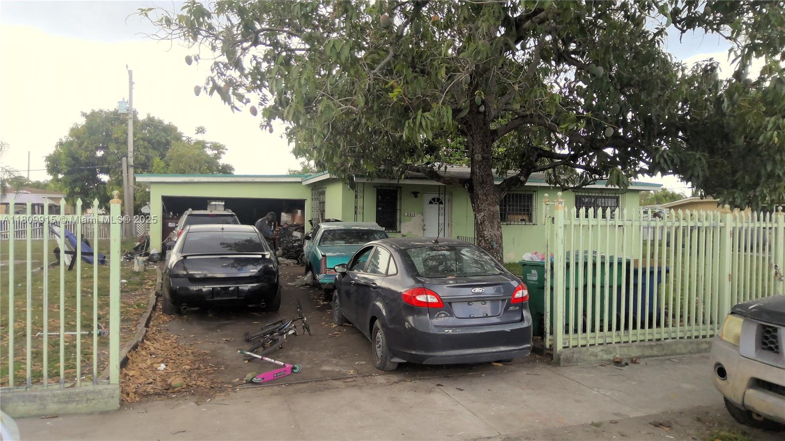 ANDERSON HEIGHTS - Residential