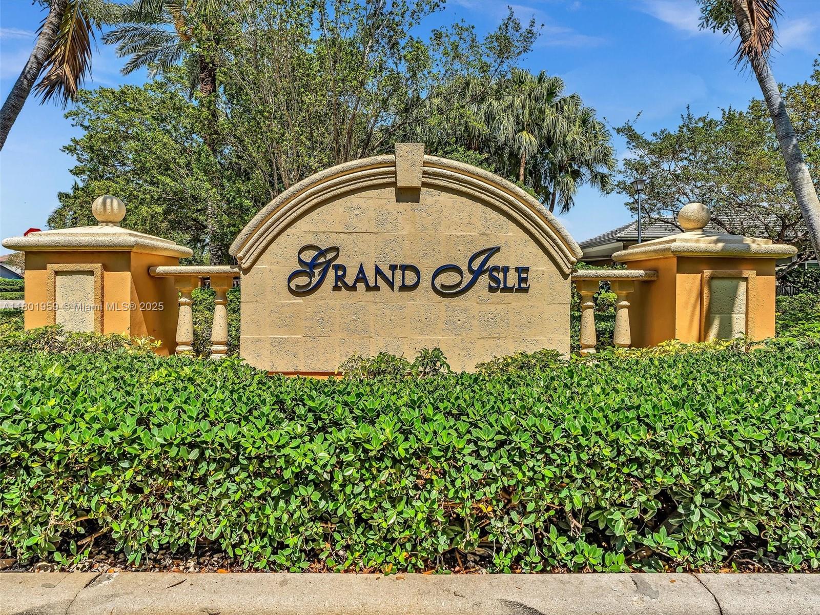 GRAND ISLES - Residential