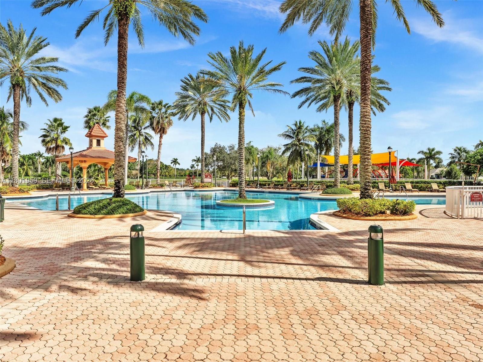 GRAND ISLES - Residential