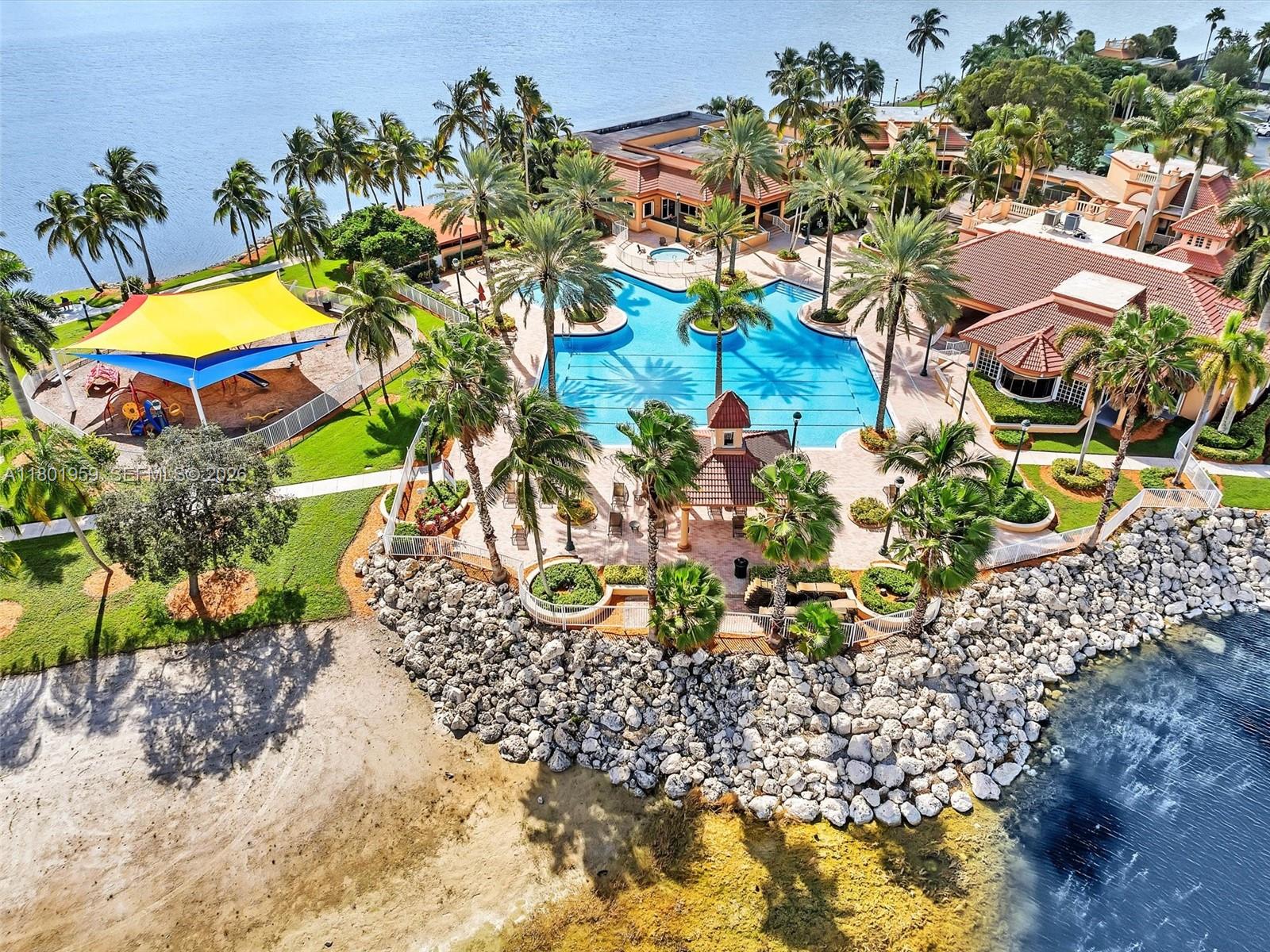 GRAND ISLES - Residential