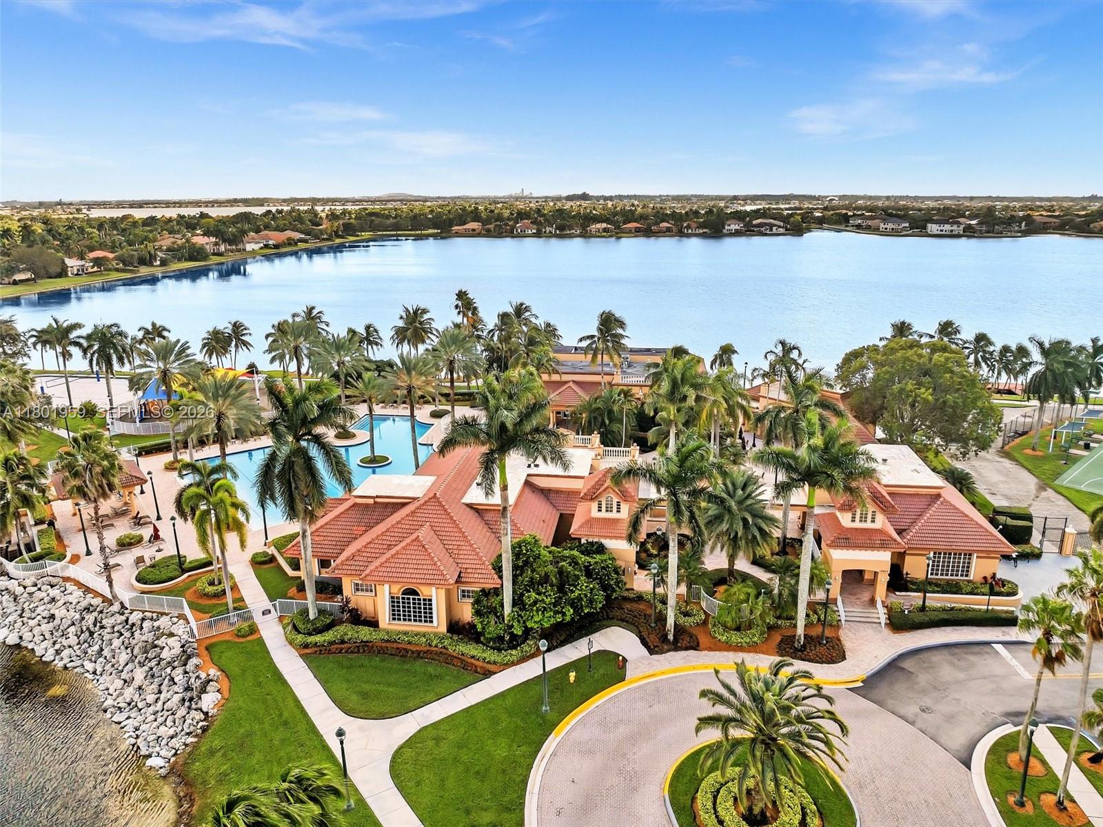 GRAND ISLES - Residential