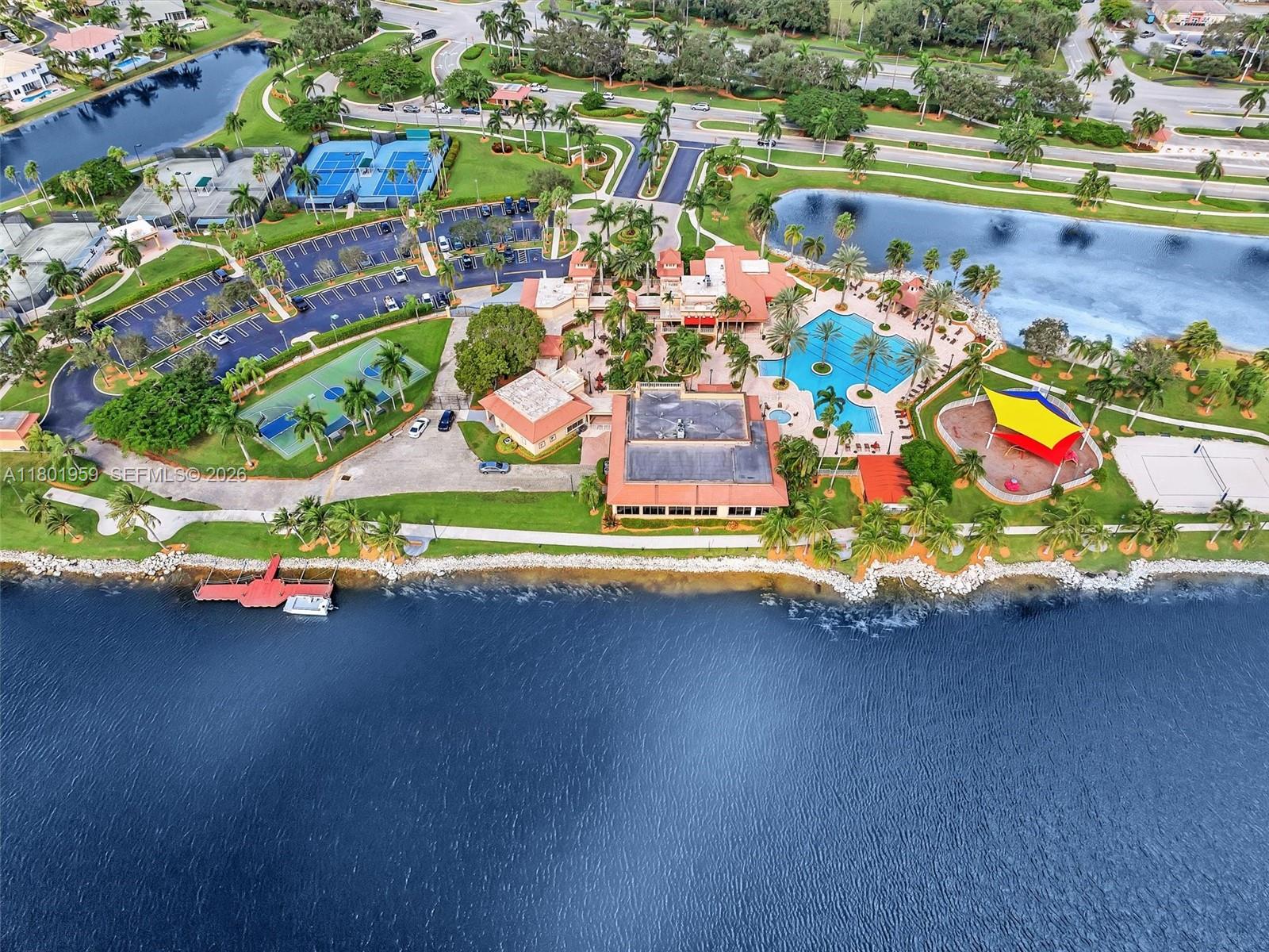 GRAND ISLES - Residential