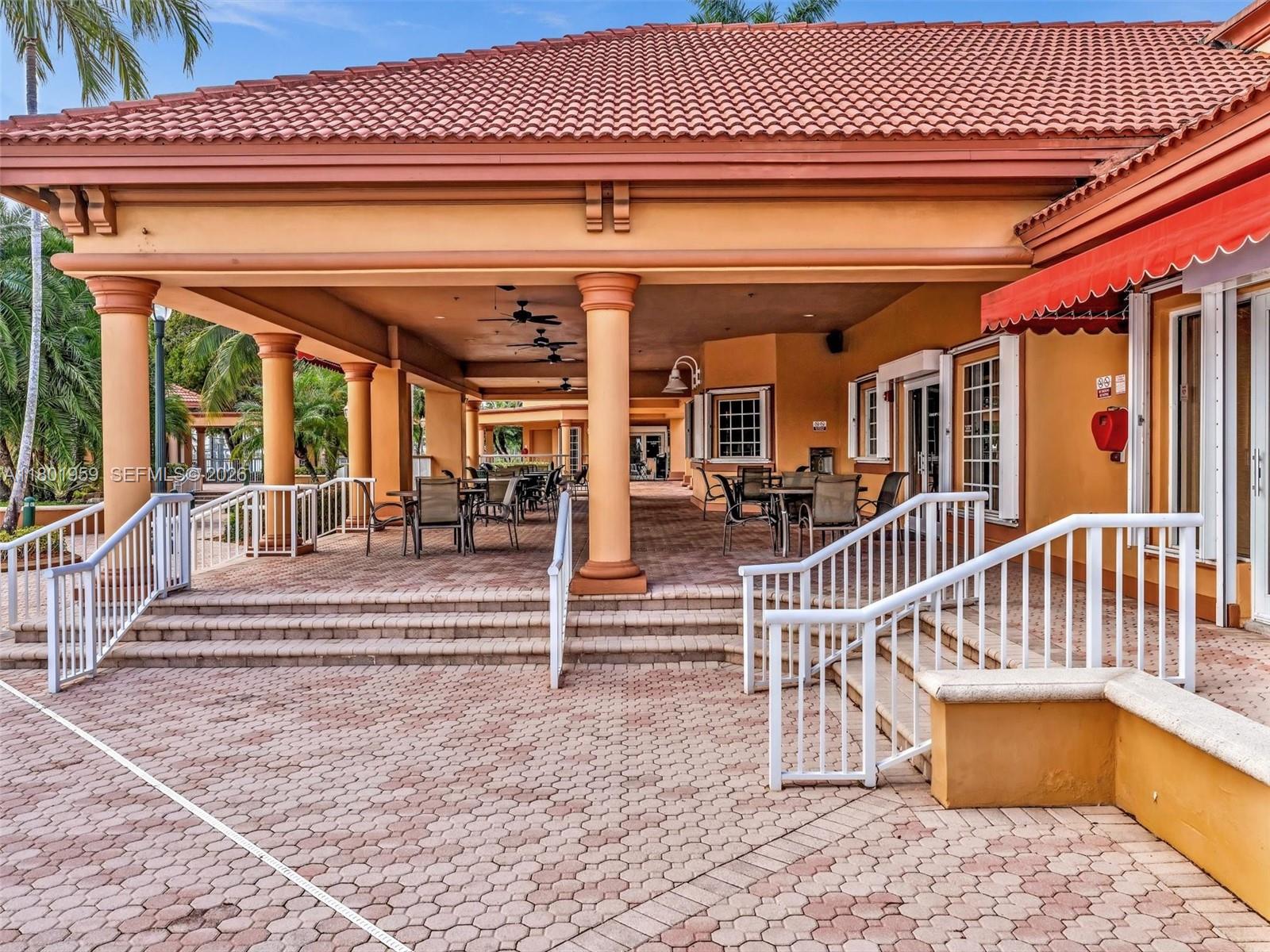 GRAND ISLES - Residential