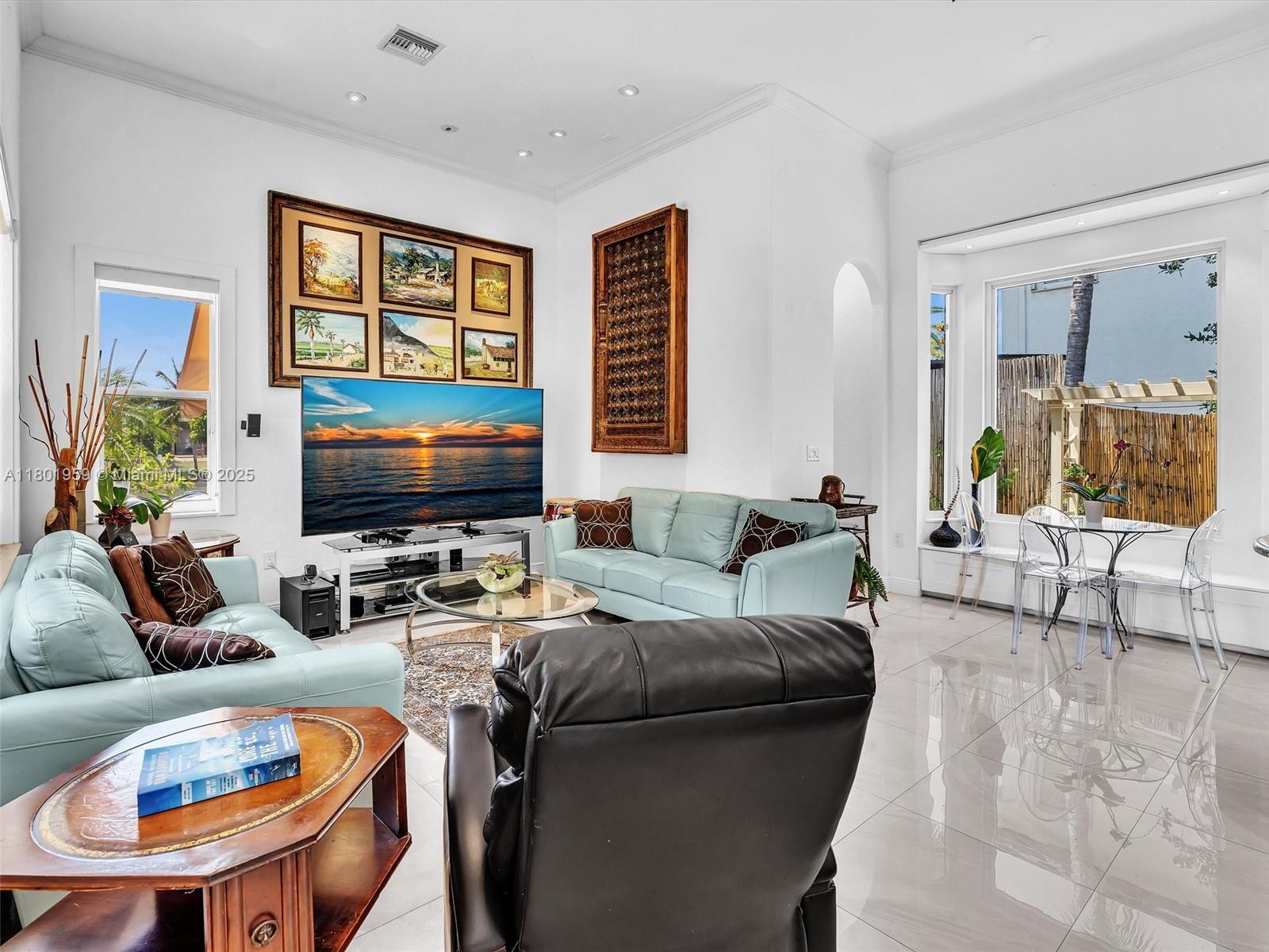 GRAND ISLES - Residential