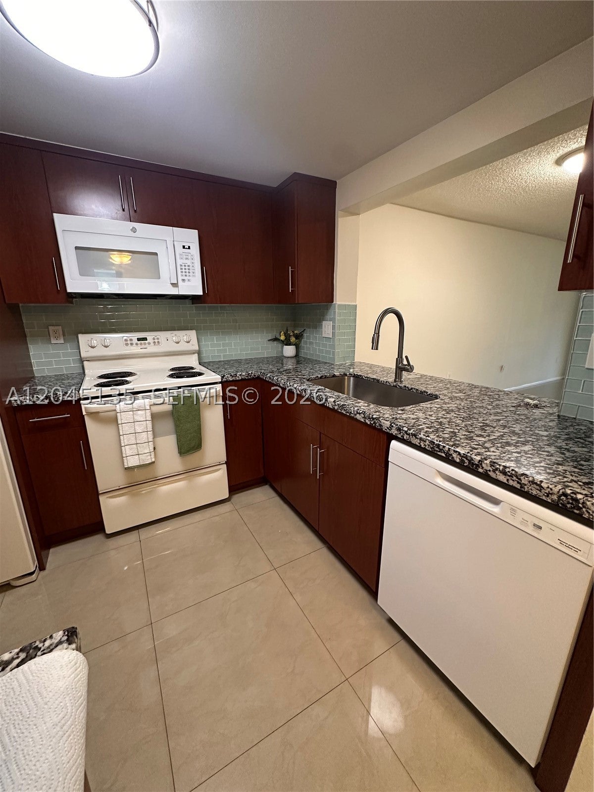 10845 SW 112th Ave 211