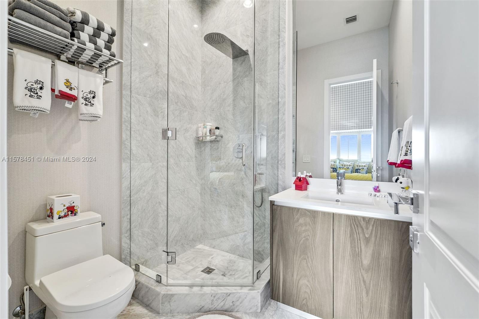 GRAN PARAISO CONDO - Residential