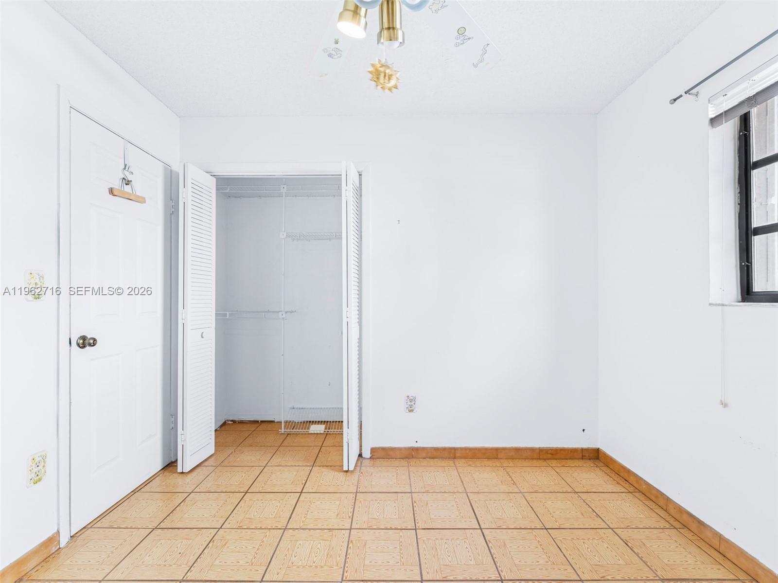 AILEEN-SUSAN - Residential