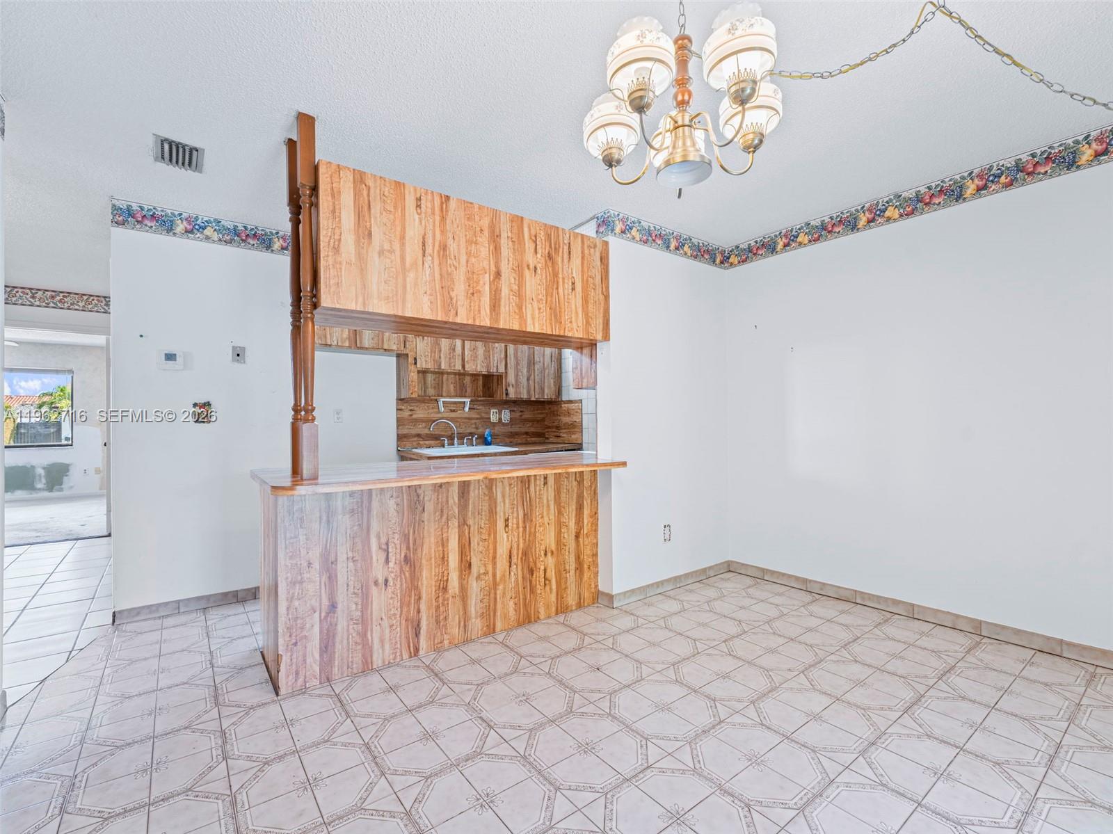 AILEEN-SUSAN - Residential