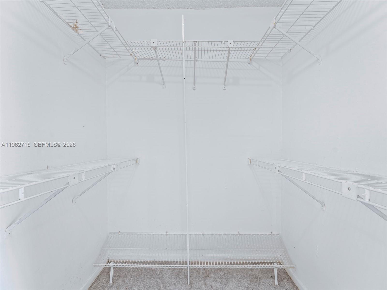 AILEEN-SUSAN - Residential