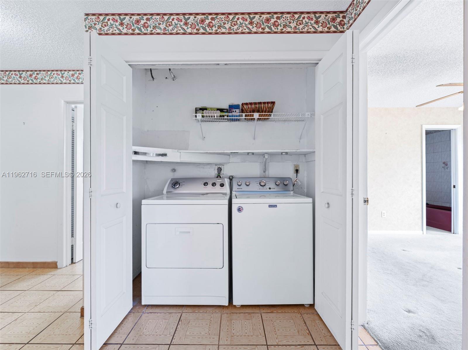 AILEEN-SUSAN - Residential