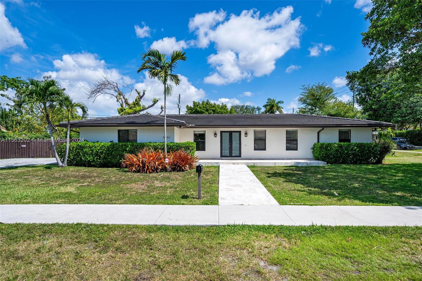 Rental Property at 5701 Sw 46th Ter Ter, Miami, Broward County, Florida - Bedrooms: 4 
Bathrooms: 3  - $7,500 MO.