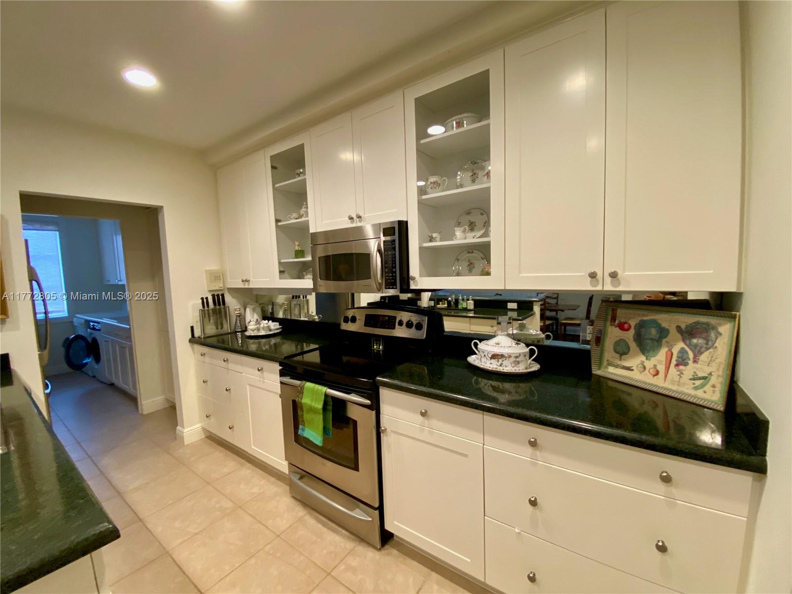 ISLAND CROSSINGS (AKA BRI - Residential Lease