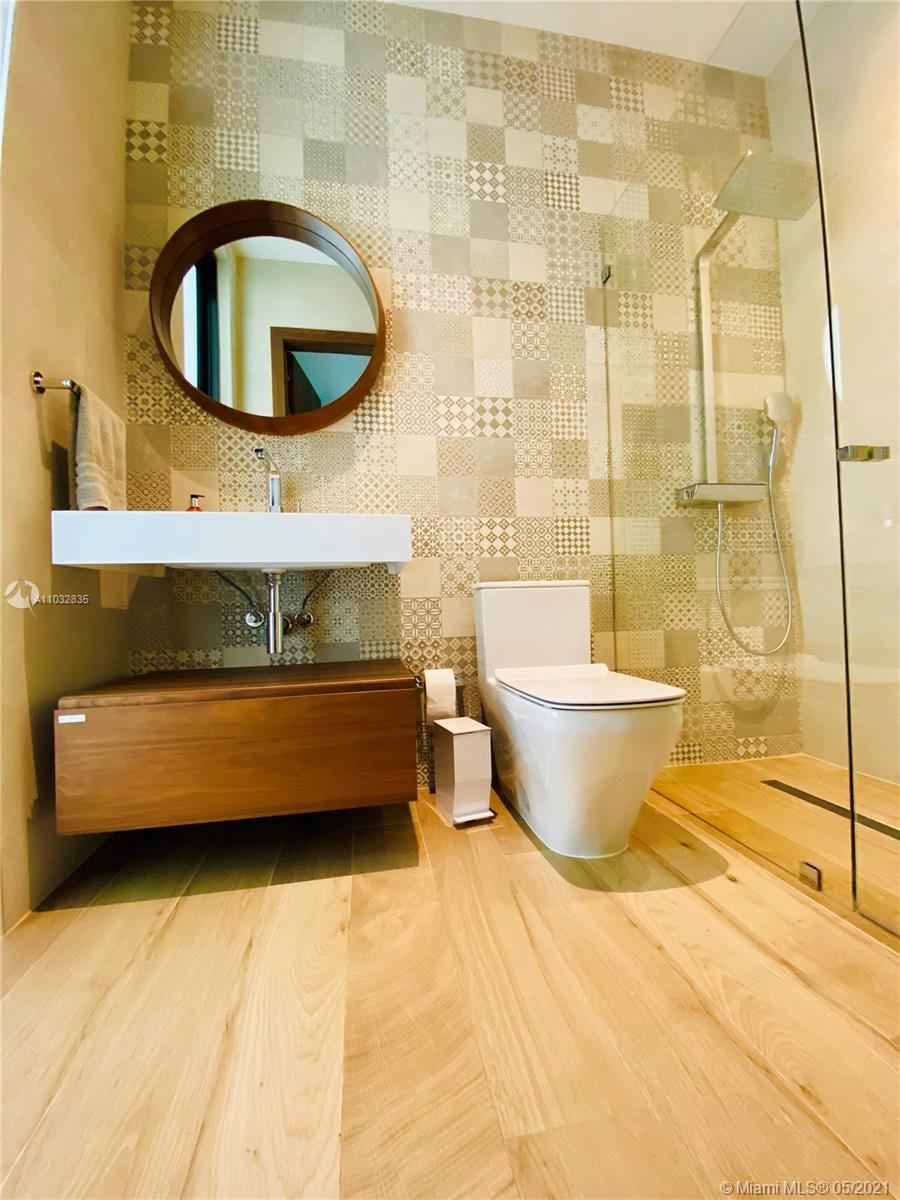 KEYSTONE ISLAND NO 5 - Residential