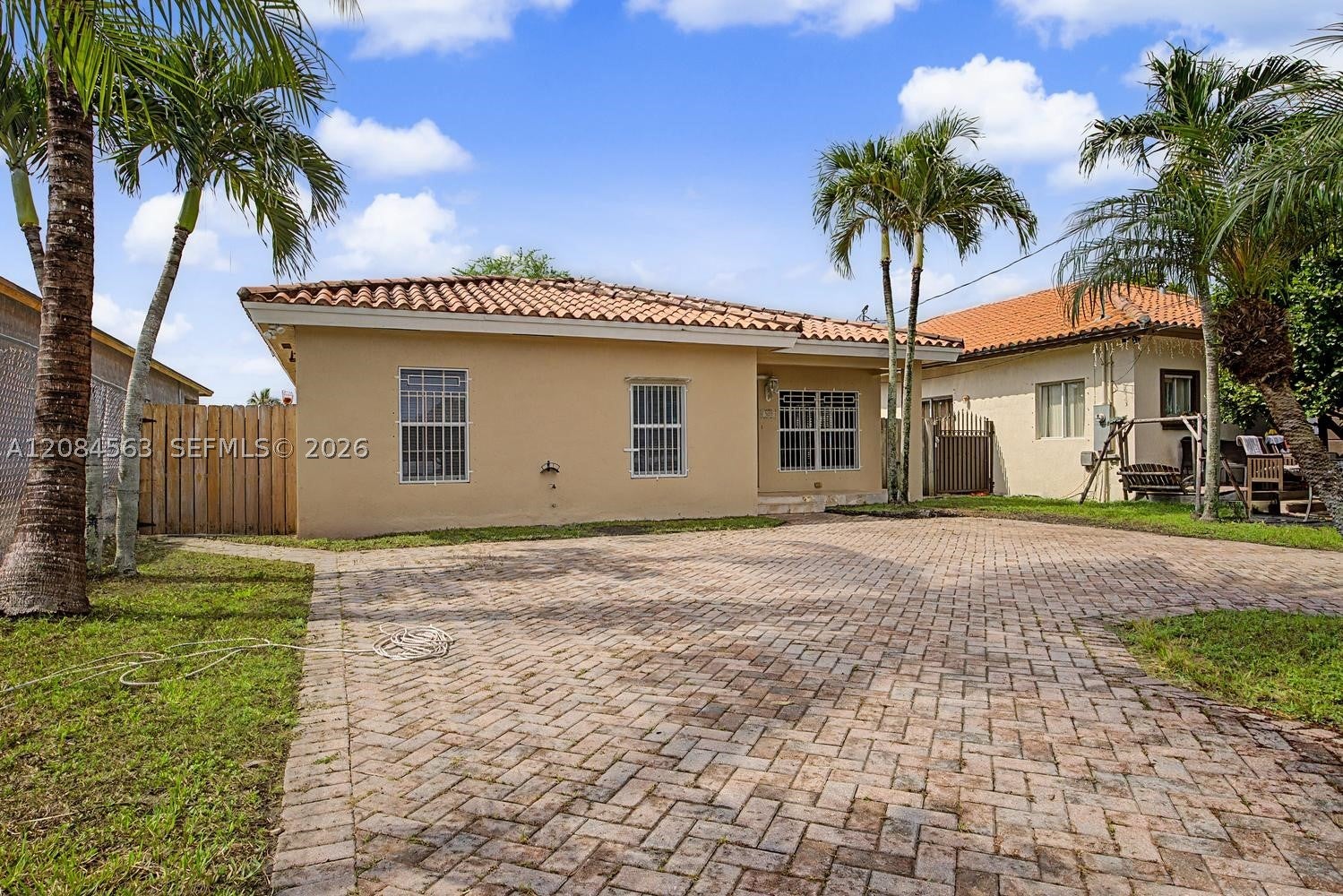 309 SW 2nd St