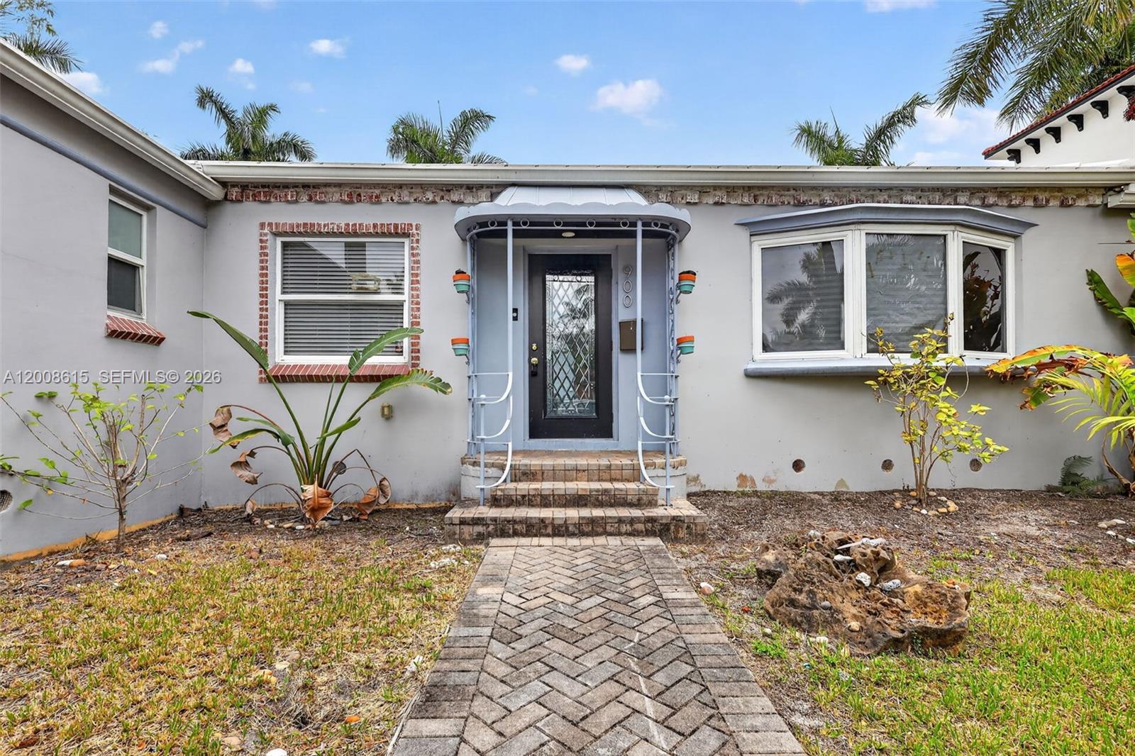 HOLLYWOOD LAKES SECTION - Residential