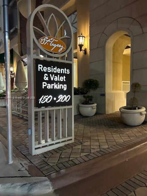 Rental Property at 150 Sunny Isles Blvd 1-606, Sunny Isles Beach, Miami-Dade County, Florida - Bedrooms: 3 
Bathrooms: 2  - $4,850 MO.