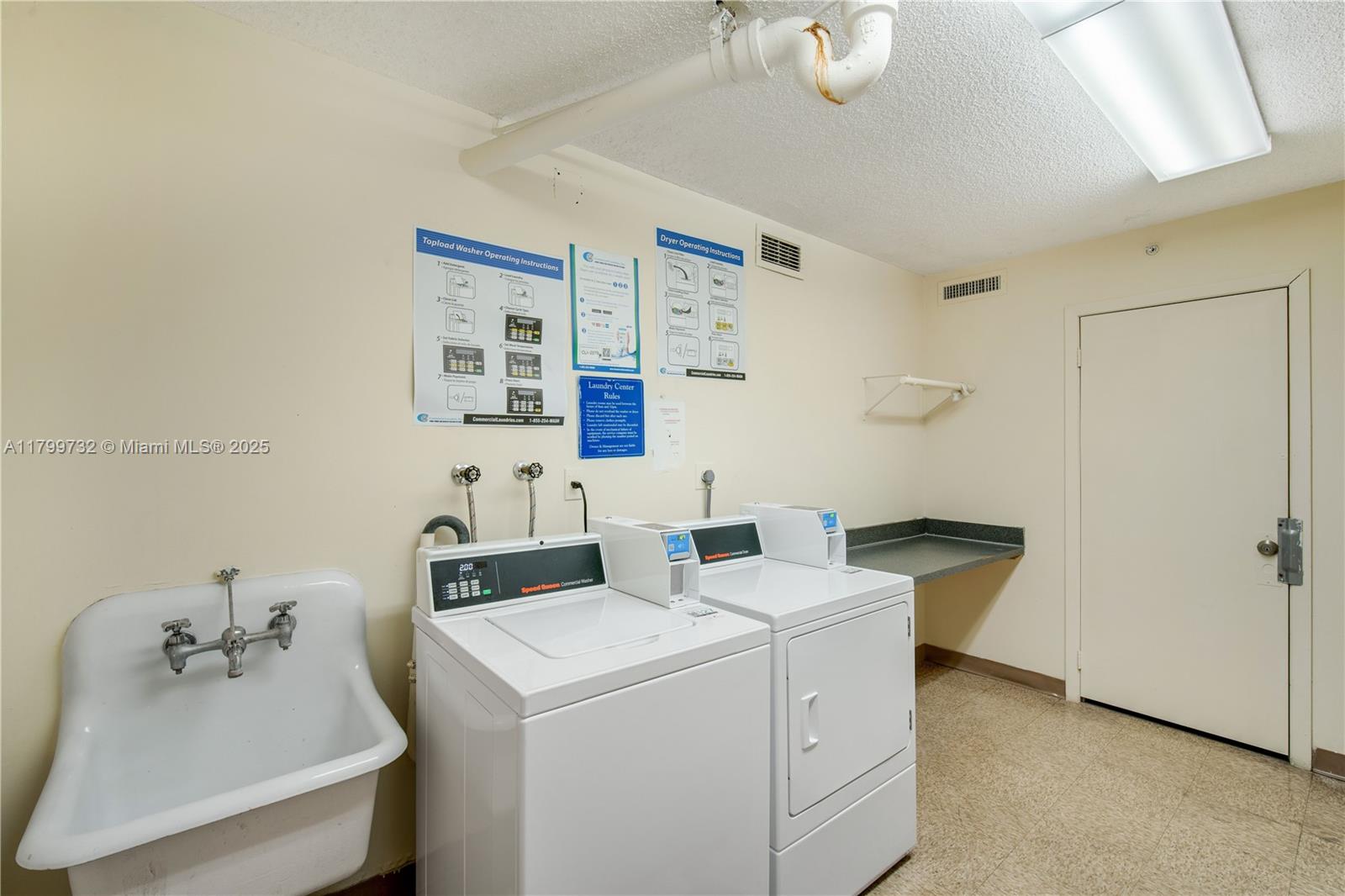 COMMODORE PLAZA CONDO - Residential