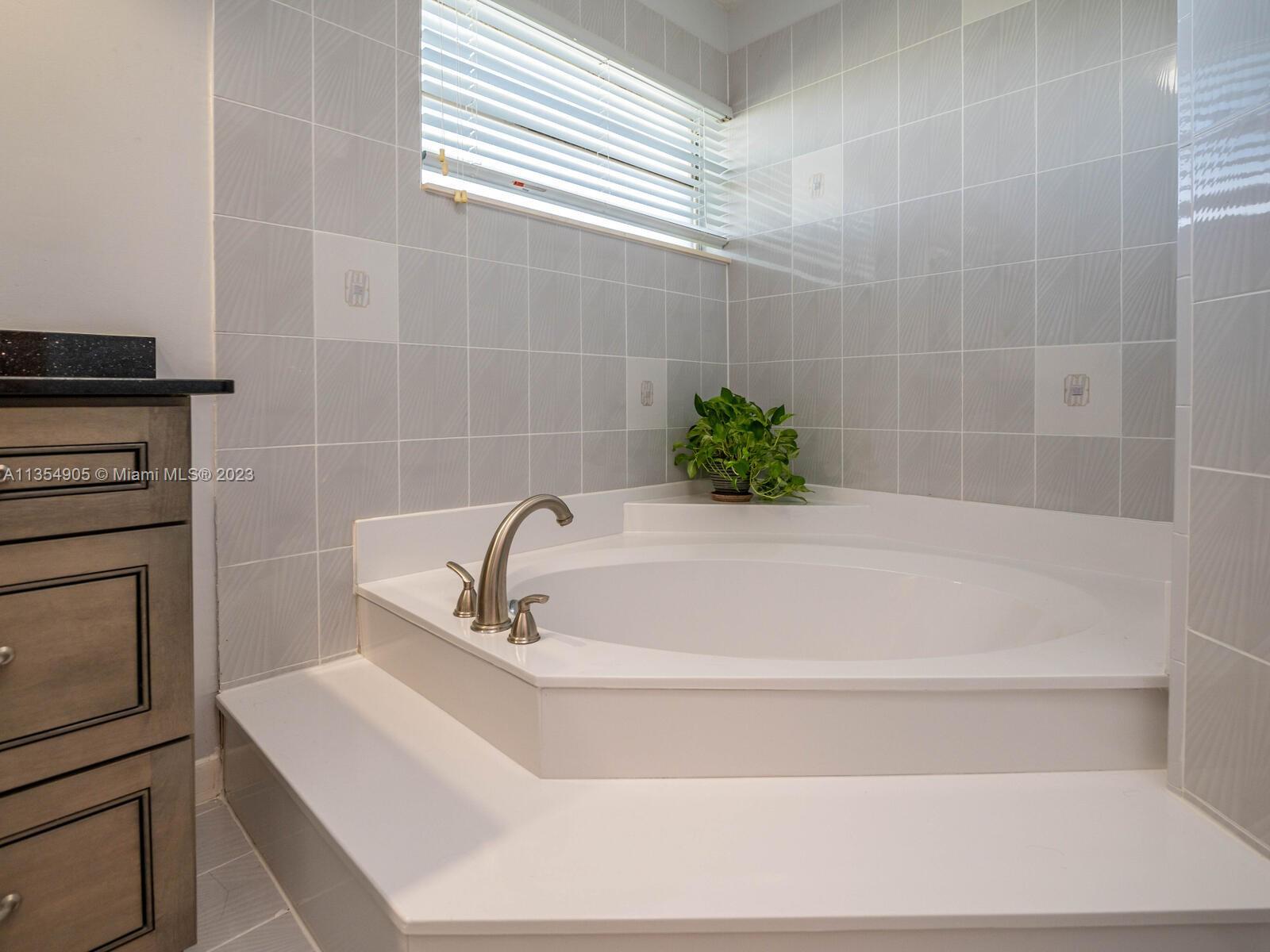 SHENANDOAH SECTION THREE - Residential