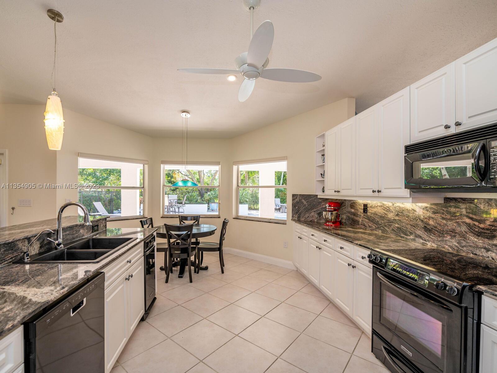 SHENANDOAH SECTION THREE - Residential