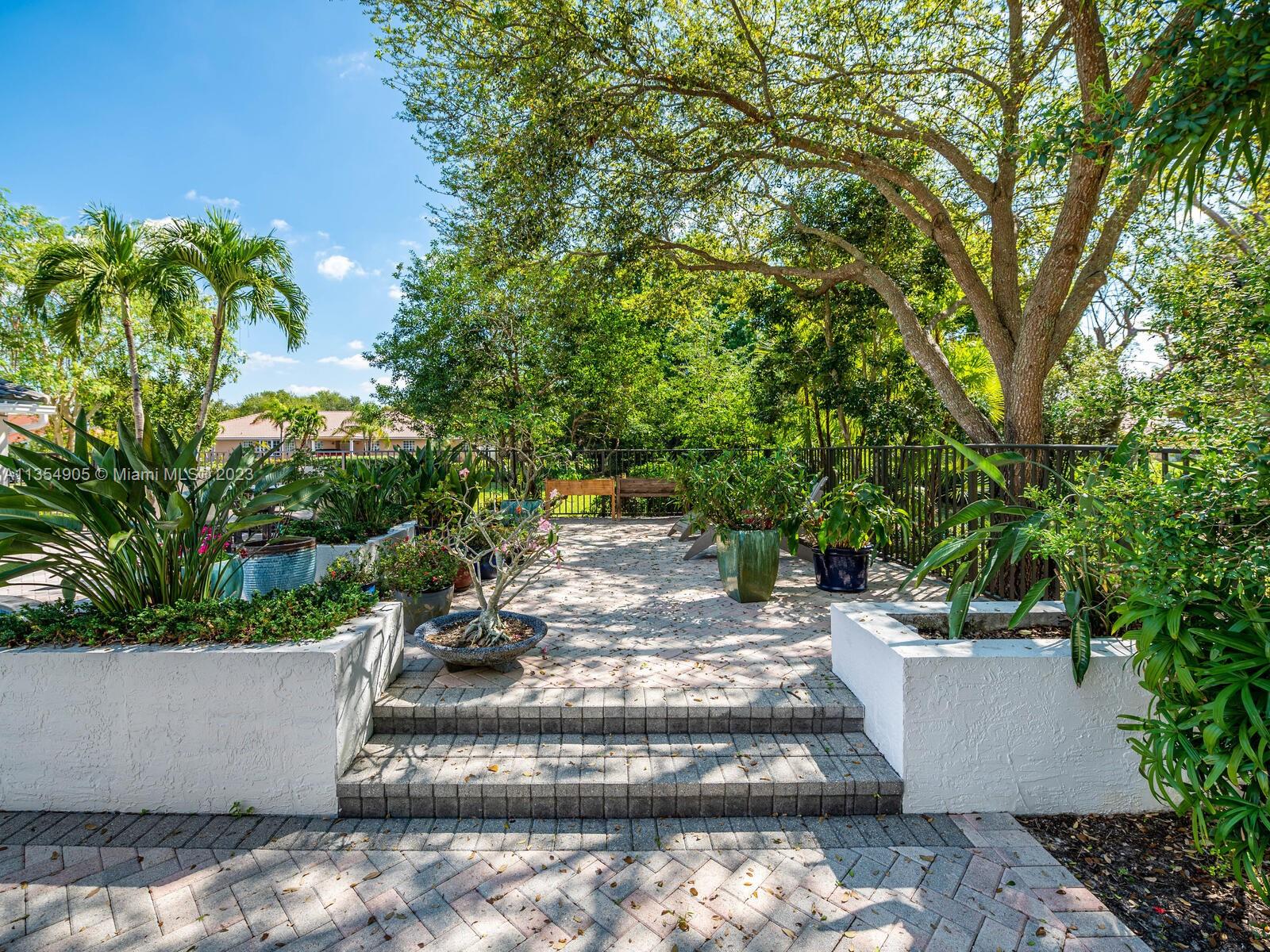 SHENANDOAH SECTION THREE - Residential