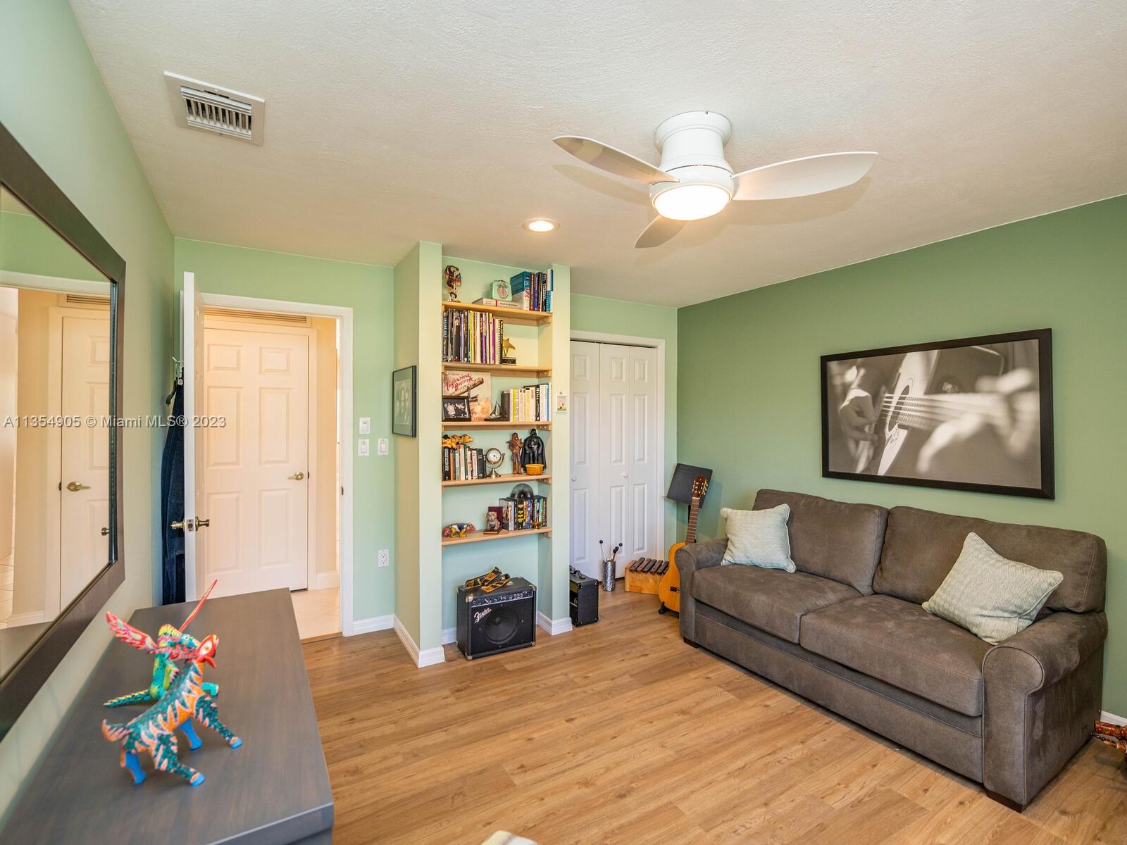 SHENANDOAH SECTION THREE - Residential