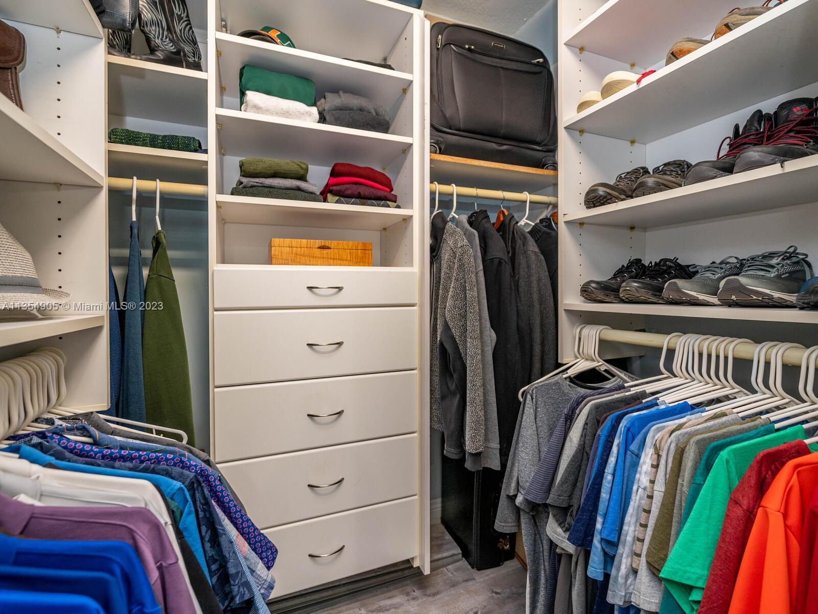 SHENANDOAH SECTION THREE - Residential