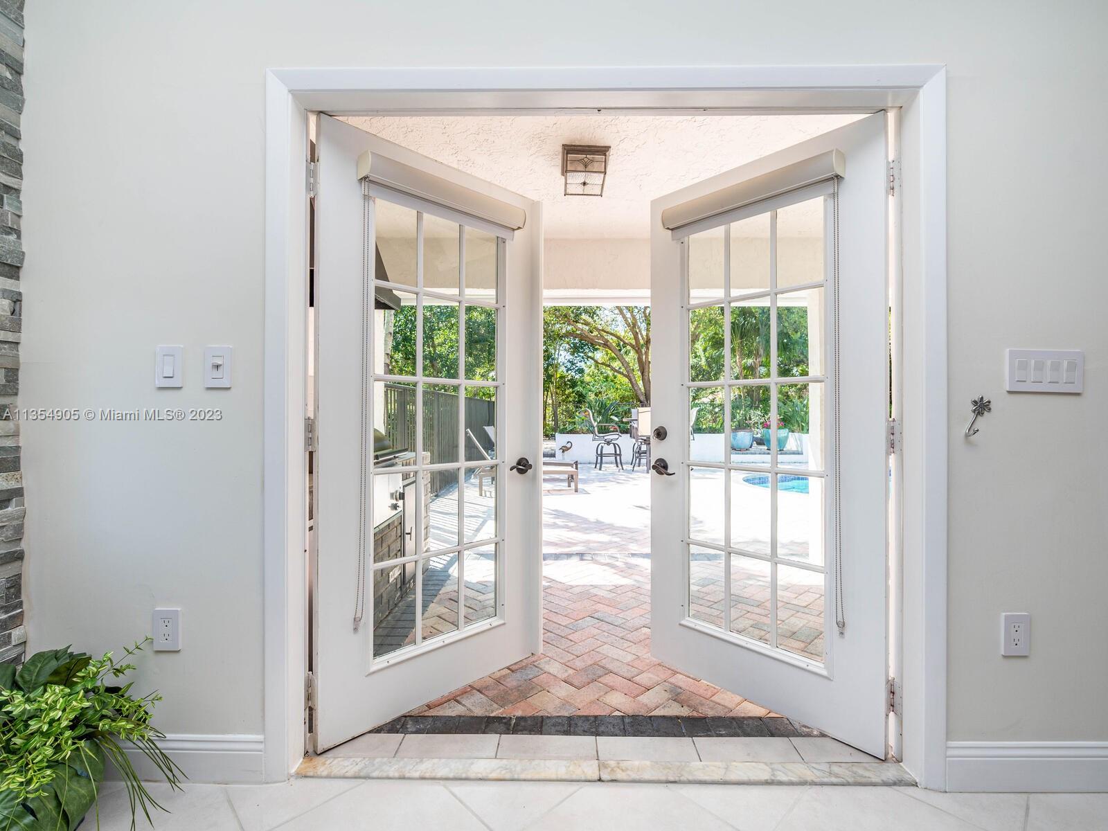 SHENANDOAH SECTION THREE - Residential