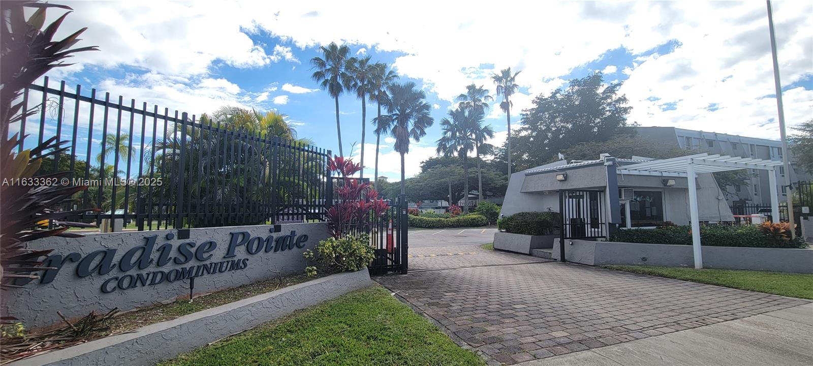 PARADISE POINTE CONDO - Residential