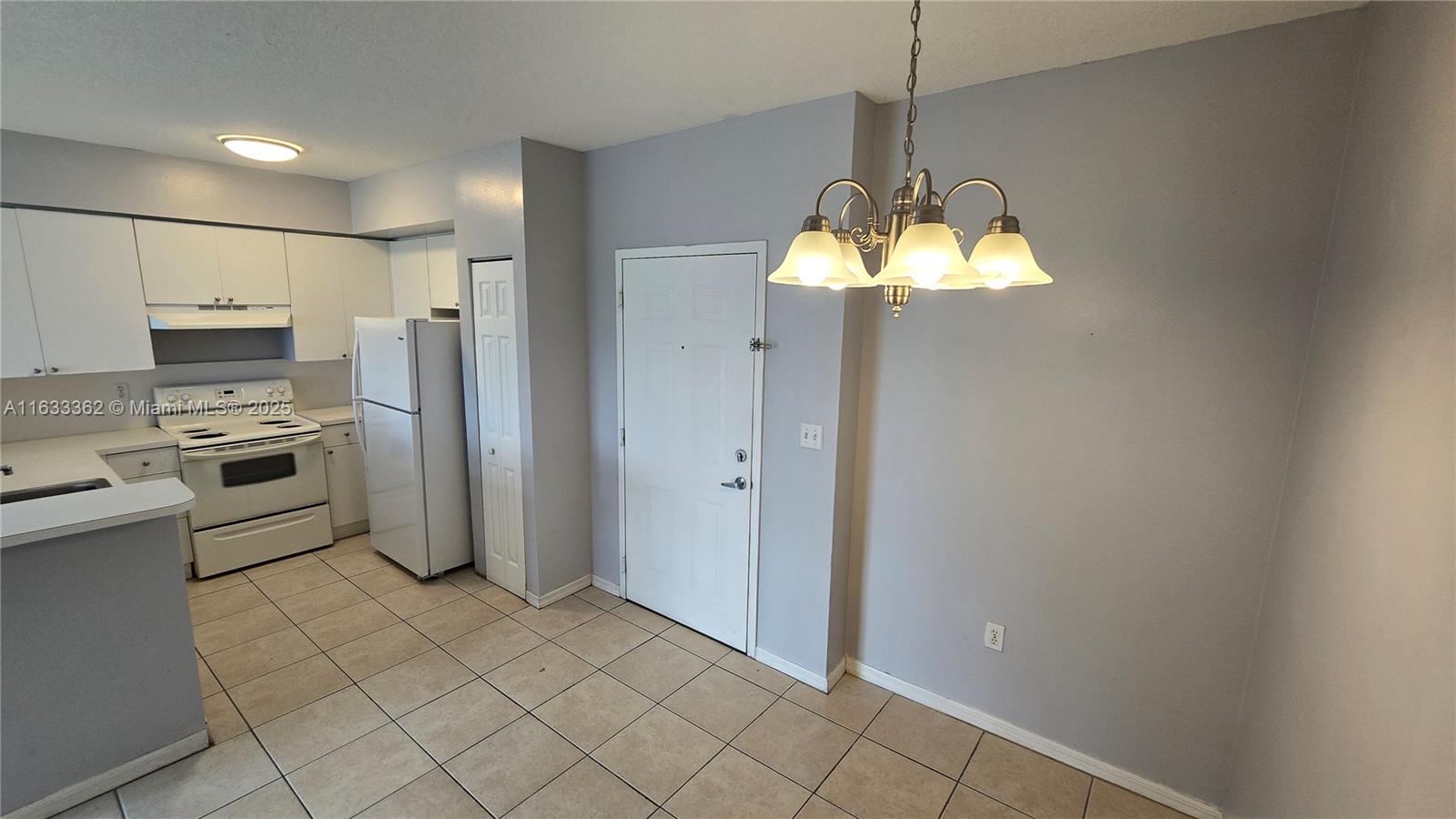 PARADISE POINTE CONDO - Residential