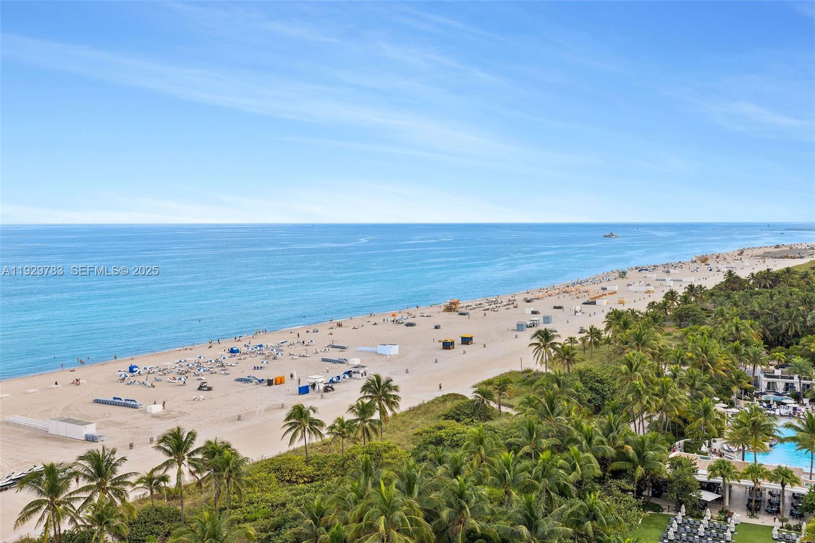 THE DECOPLAGE CONDO - Residential