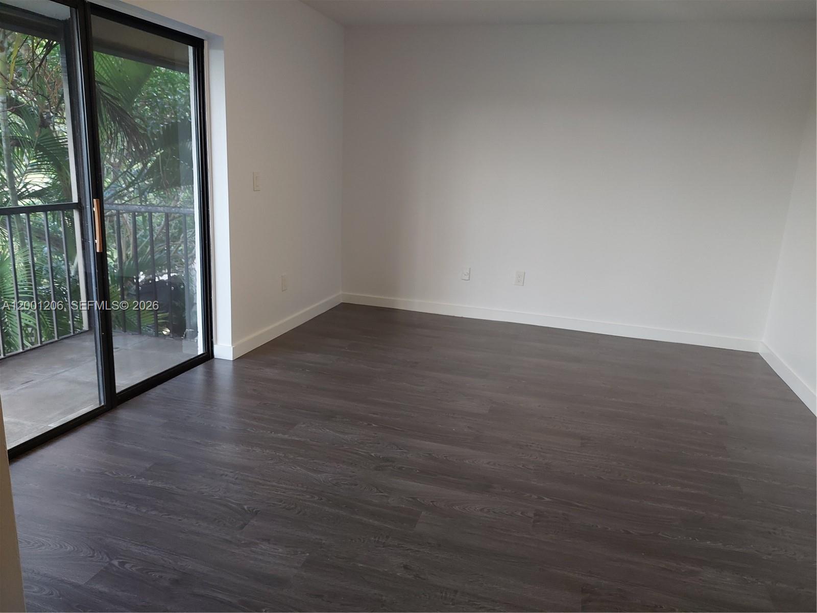 TOWNHOMES OF MONTEREY - Residential Lease