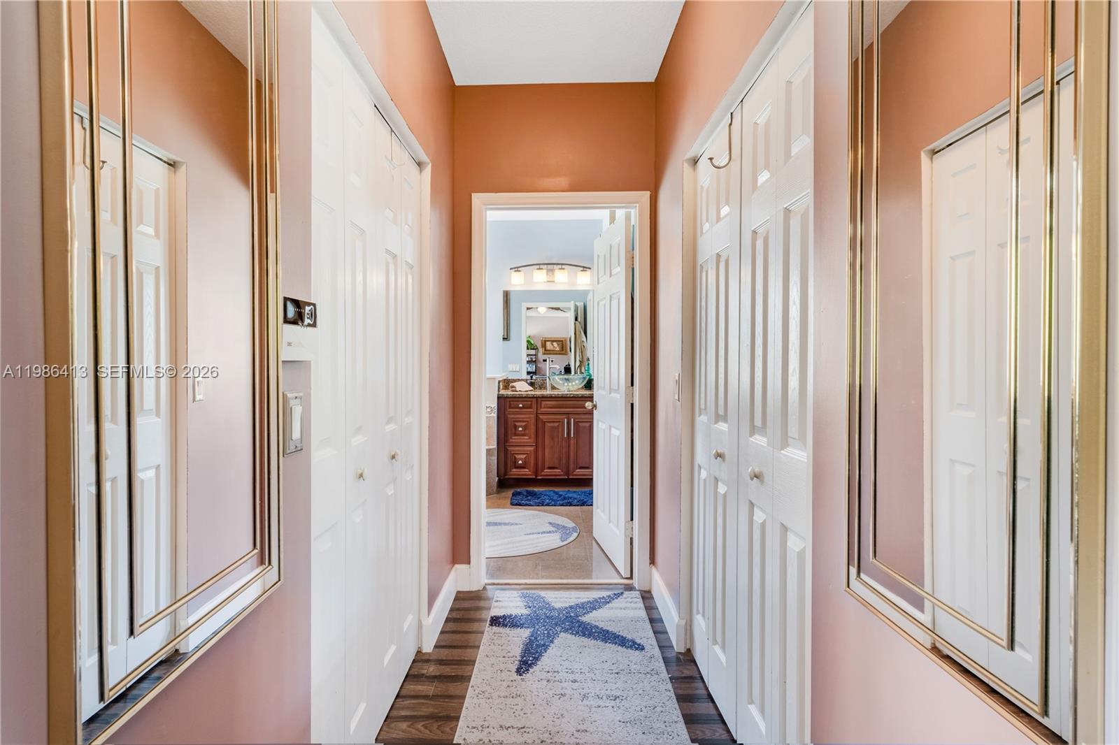 FLORIDIAN BAY ESTATES - Residential Lease