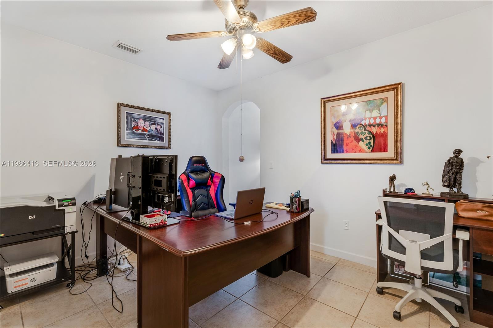 FLORIDIAN BAY ESTATES - Residential Lease