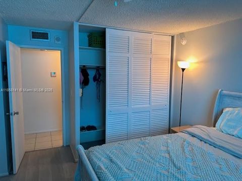  Hallandale Beach FL 33009