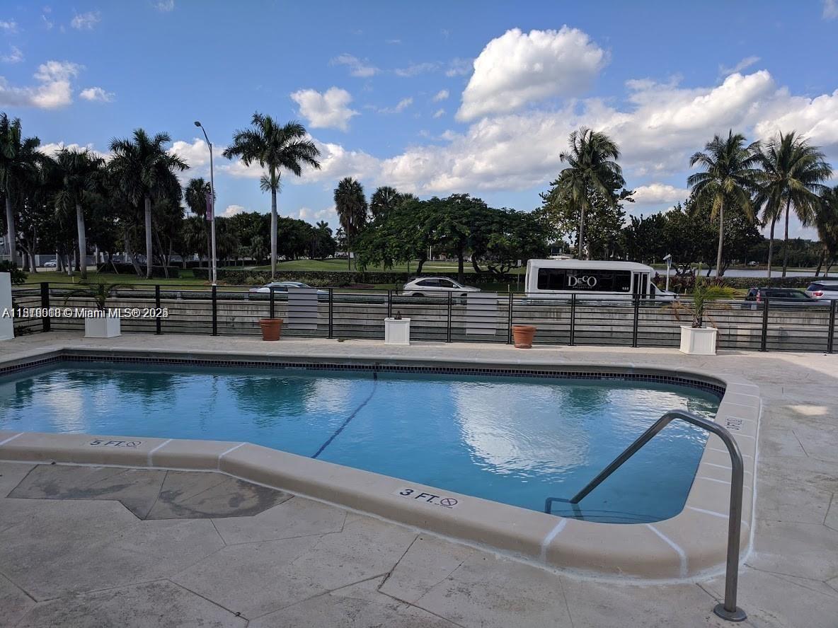 JEFFERSON VILLAS CONDO - Residential Lease