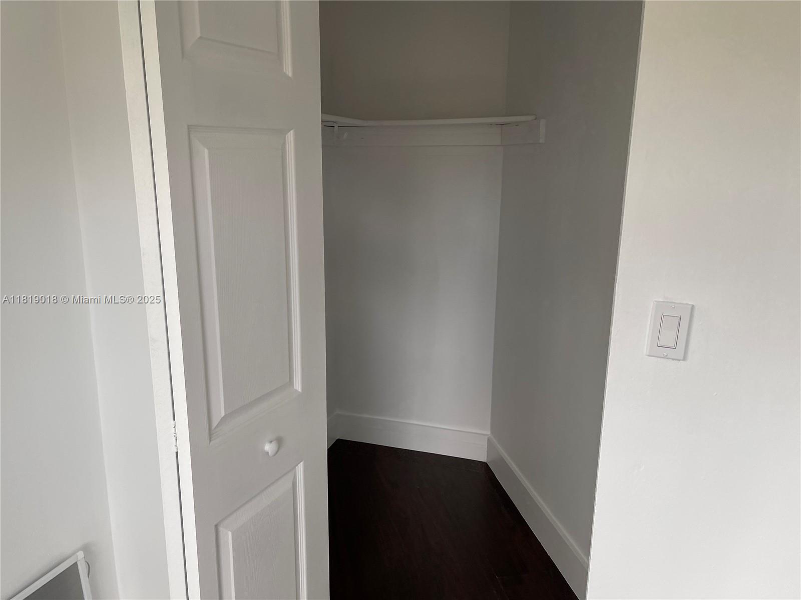 JEFFERSON VILLAS CONDO - Residential Lease