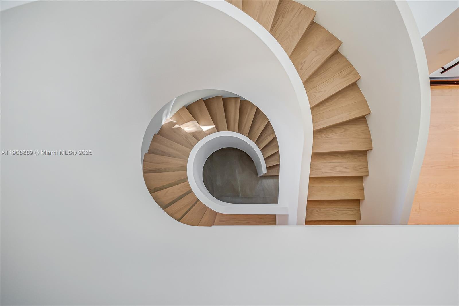 NATOMA MANORS RE SUB - Residential