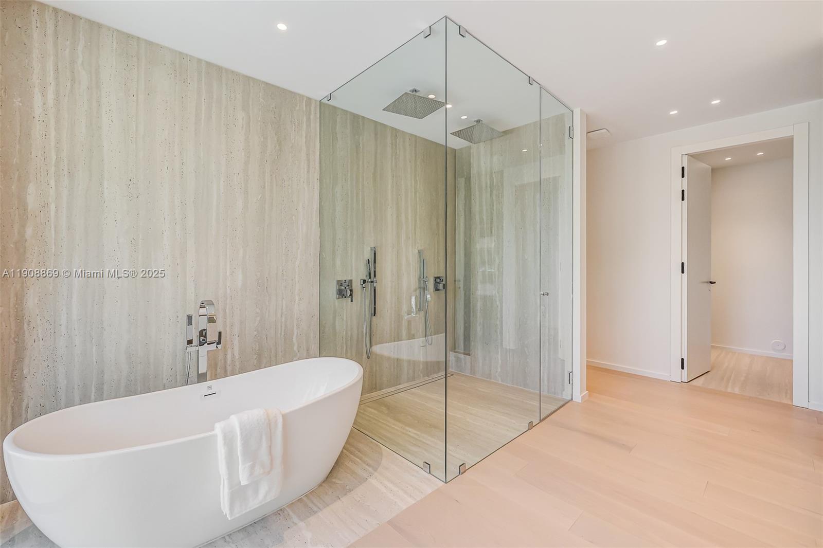 NATOMA MANORS RE SUB - Residential