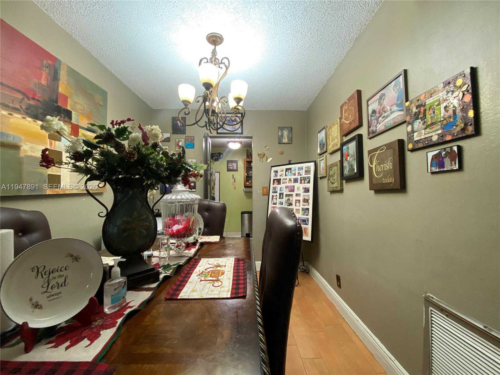 LAKESIDE CONDO AT LAUDERD - Residential