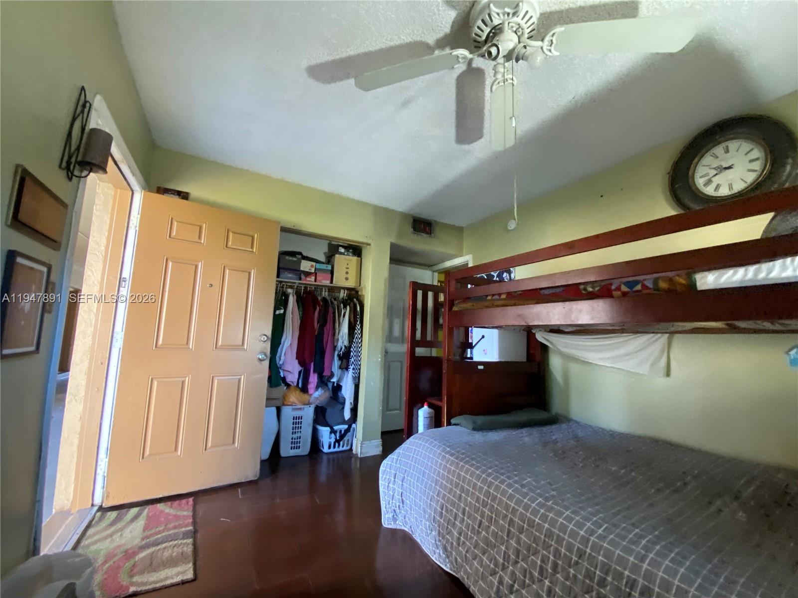 LAKESIDE CONDO AT LAUDERD - Residential