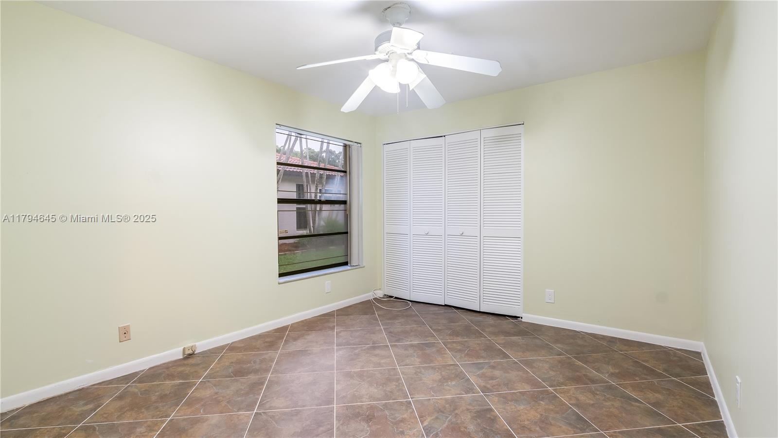 MAPLEWOOD - Residential