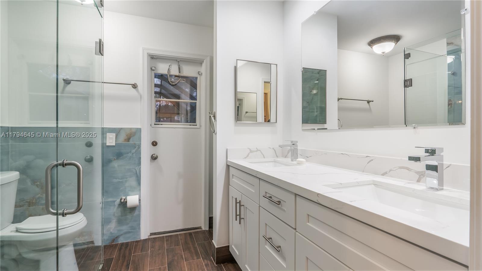 MAPLEWOOD - Residential