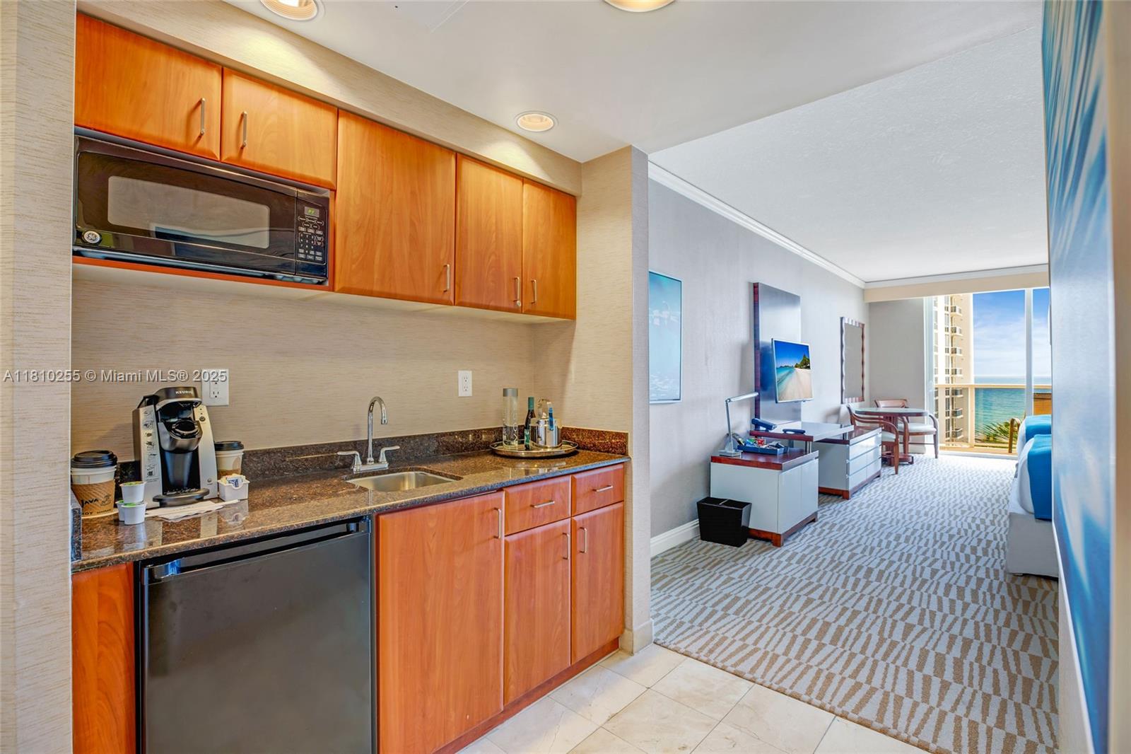 TRUMP INTERNATIONAL SONES - Residential