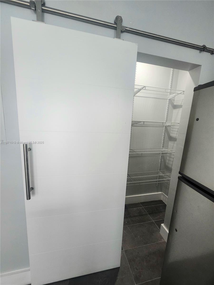LINCOLN SUB - Residential Lease