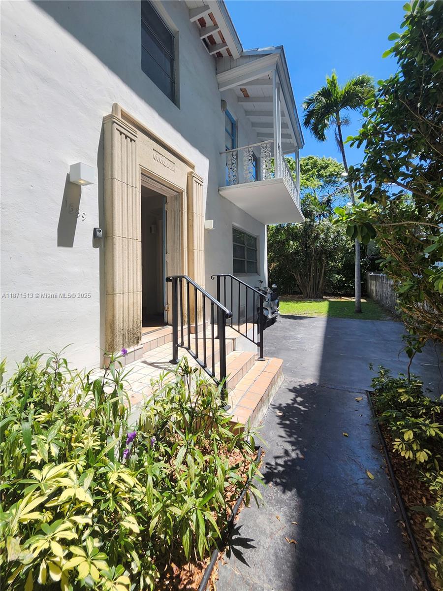 LINCOLN SUB - Residential Lease