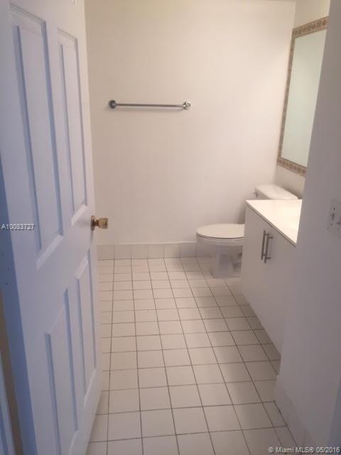 La Via Condo - Residential Lease