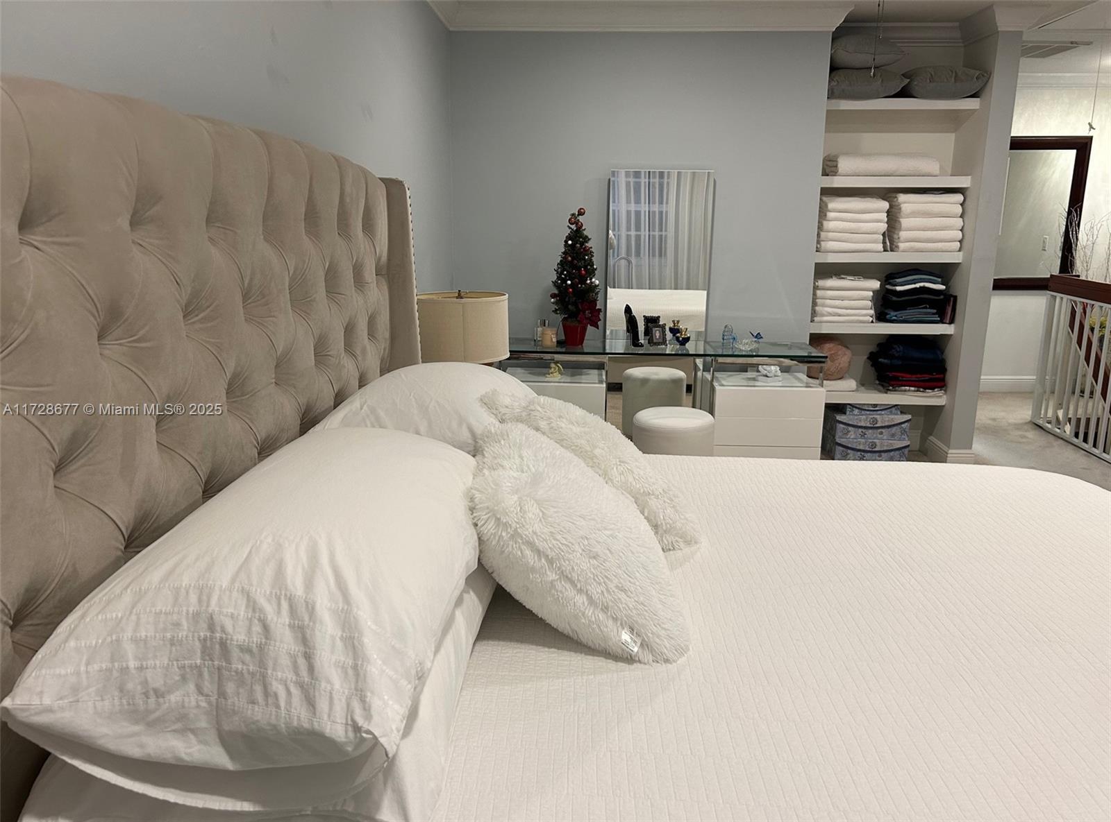 LA HACIENDA COUNTRY CLUB - Residential