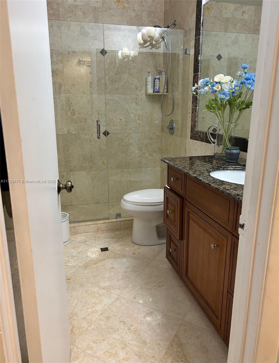 LA HACIENDA COUNTRY CLUB - Residential