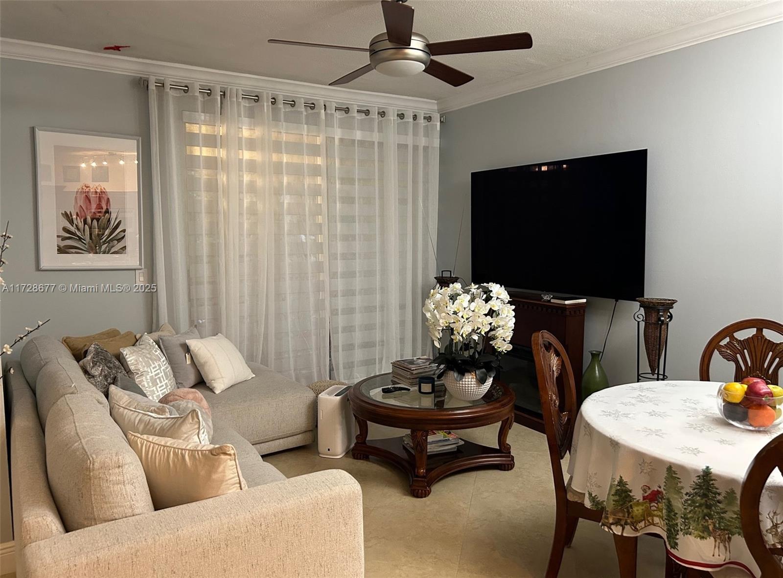 LA HACIENDA COUNTRY CLUB - Residential